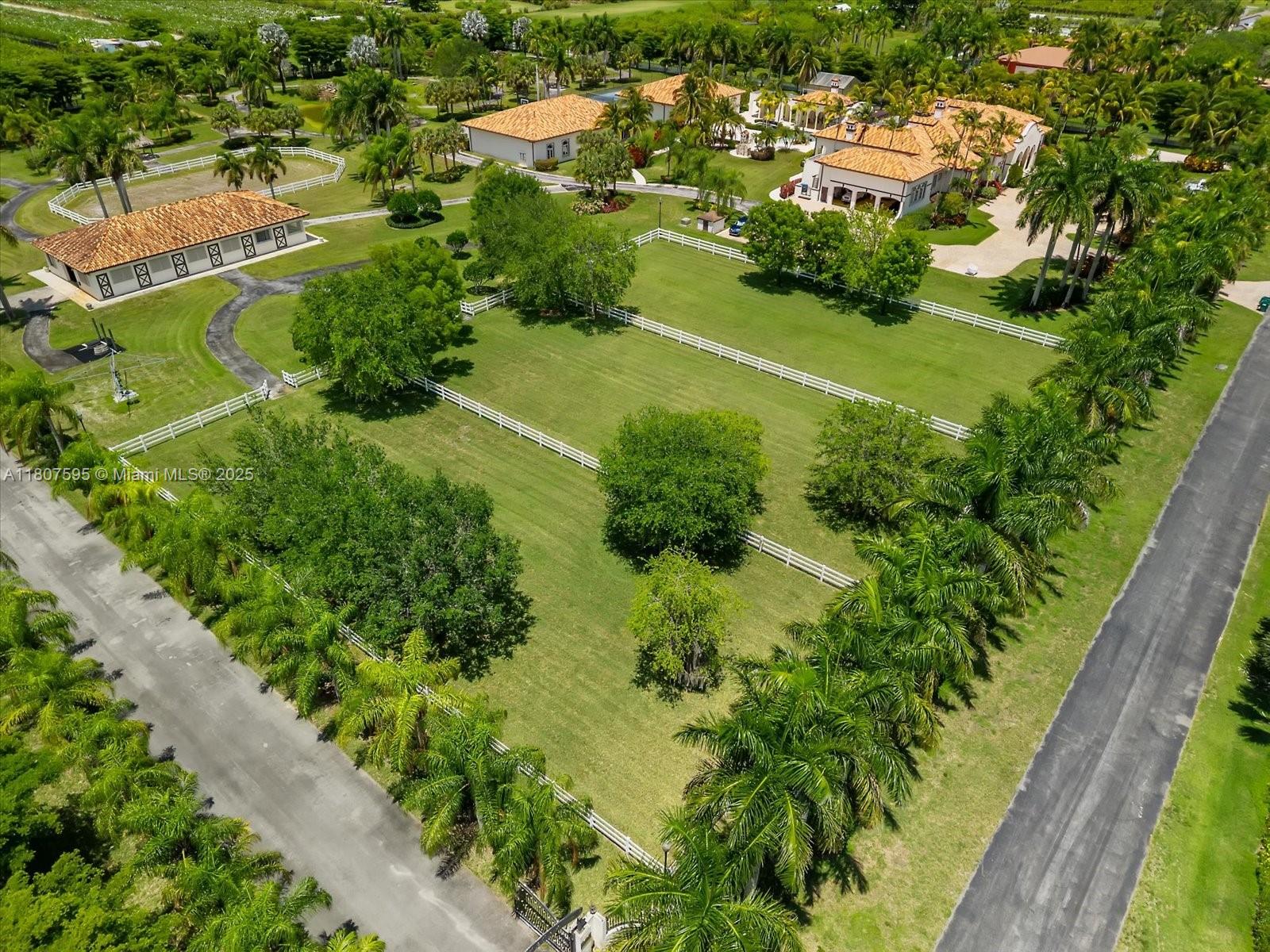 LINDBERG LANDING - Residential