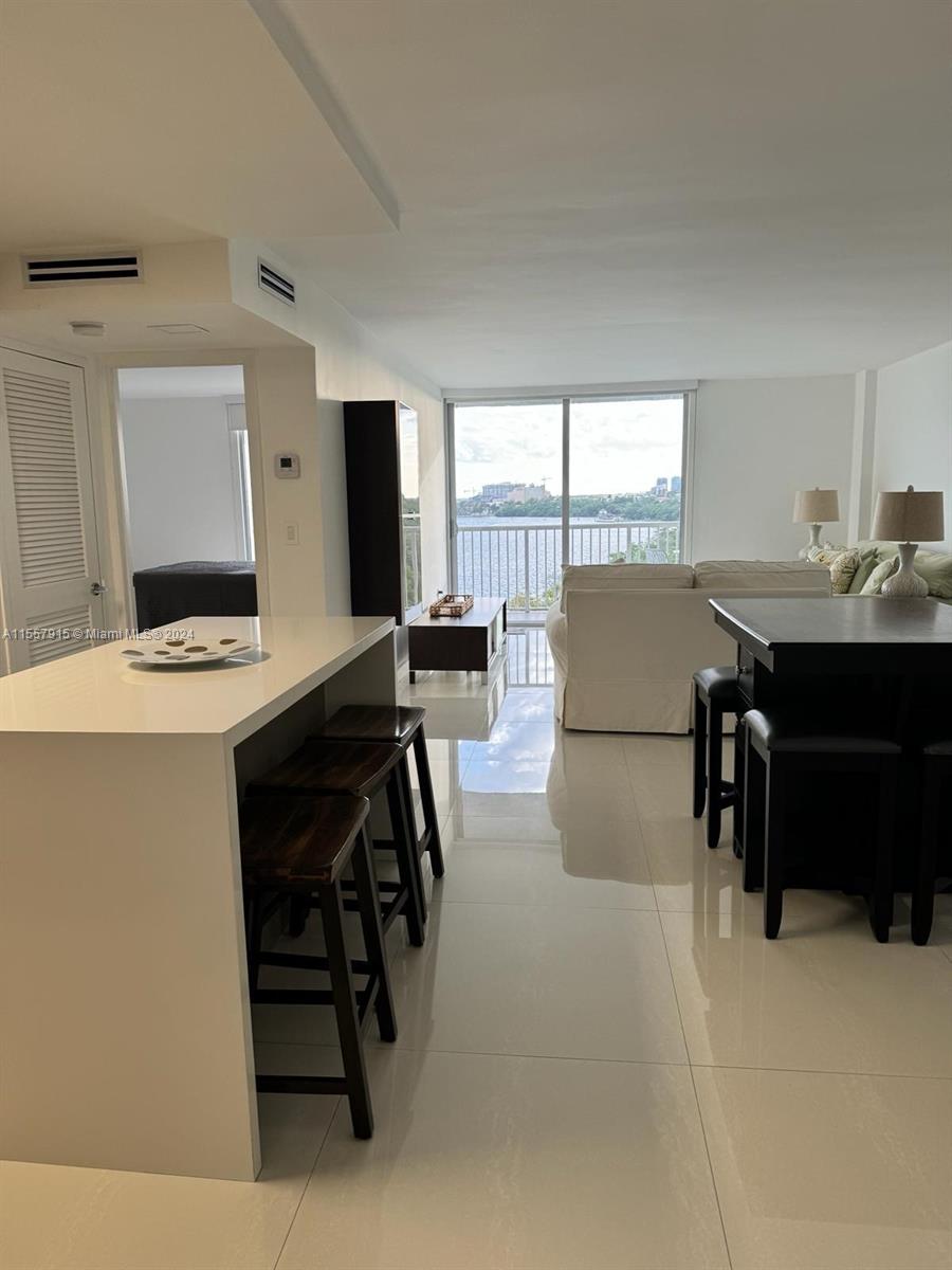 BRICKELL BISCAYNE CONDO - Residential Lease