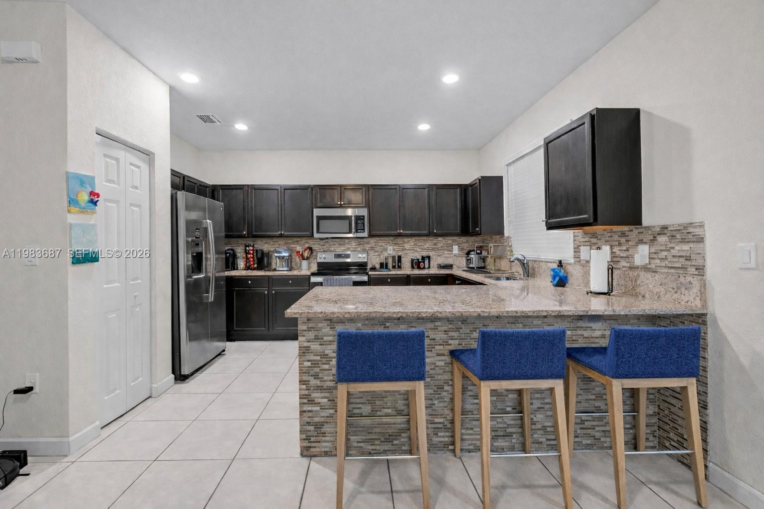 COCO PALM ESTATES - Residential