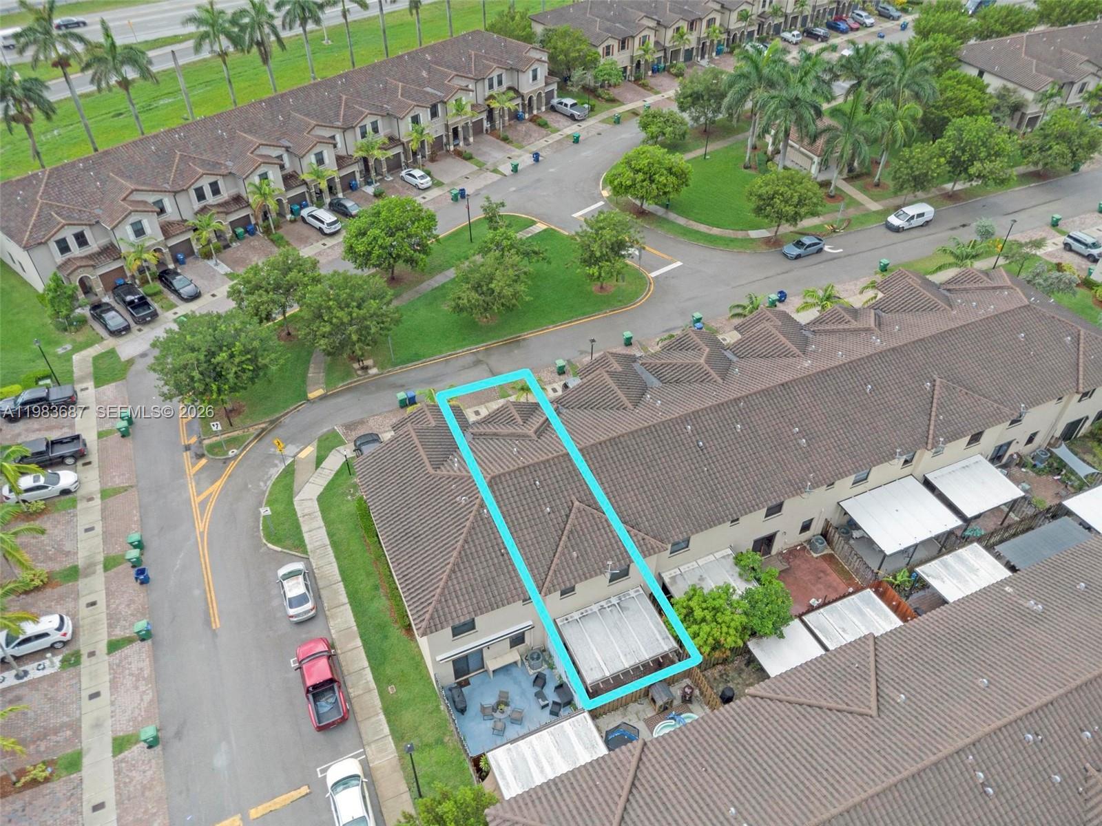 COCO PALM ESTATES - Residential
