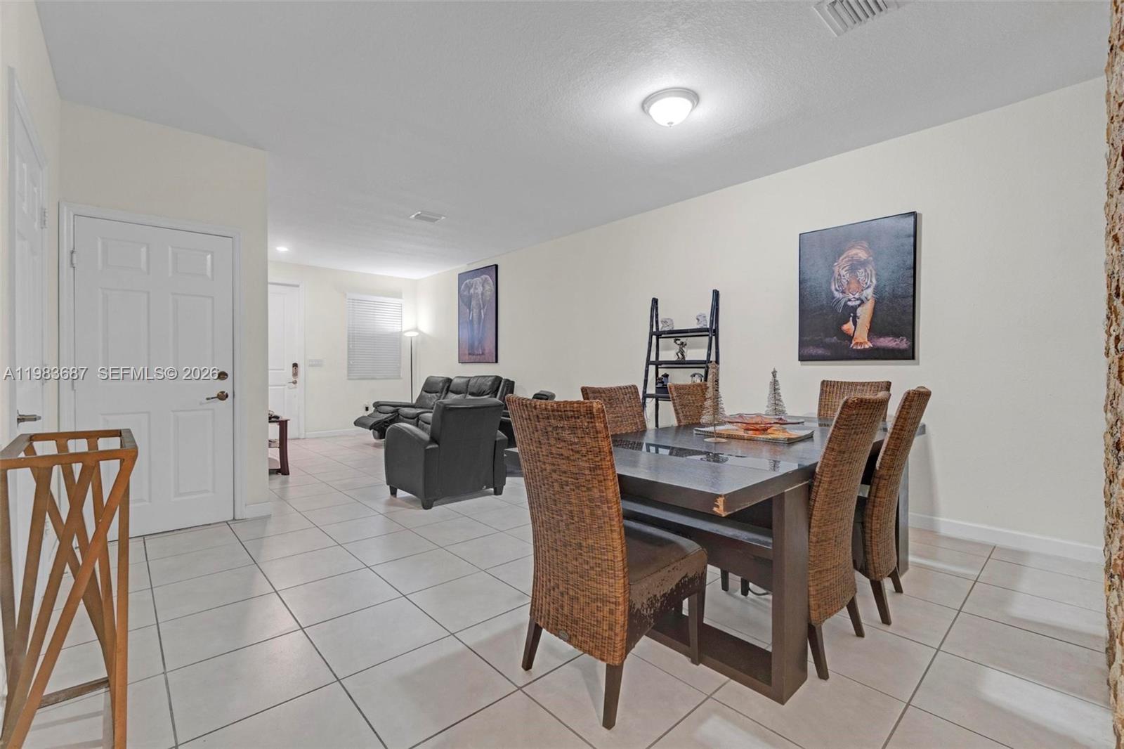 COCO PALM ESTATES - Residential