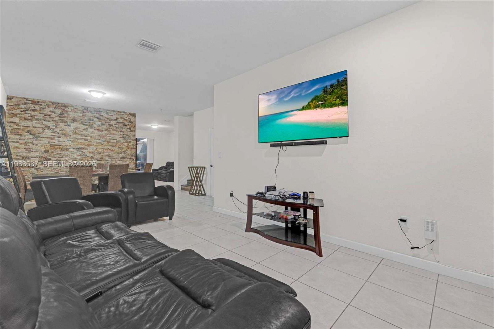 COCO PALM ESTATES - Residential