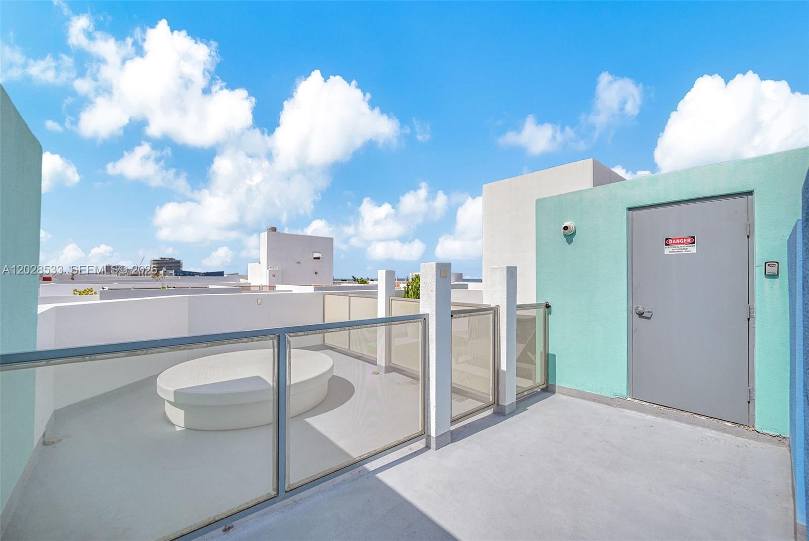 VILAZUL SEASIDE LOFTS CON - Residential Lease