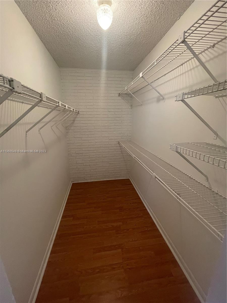 ROYAL POINCIANA CONDO - Residential Lease