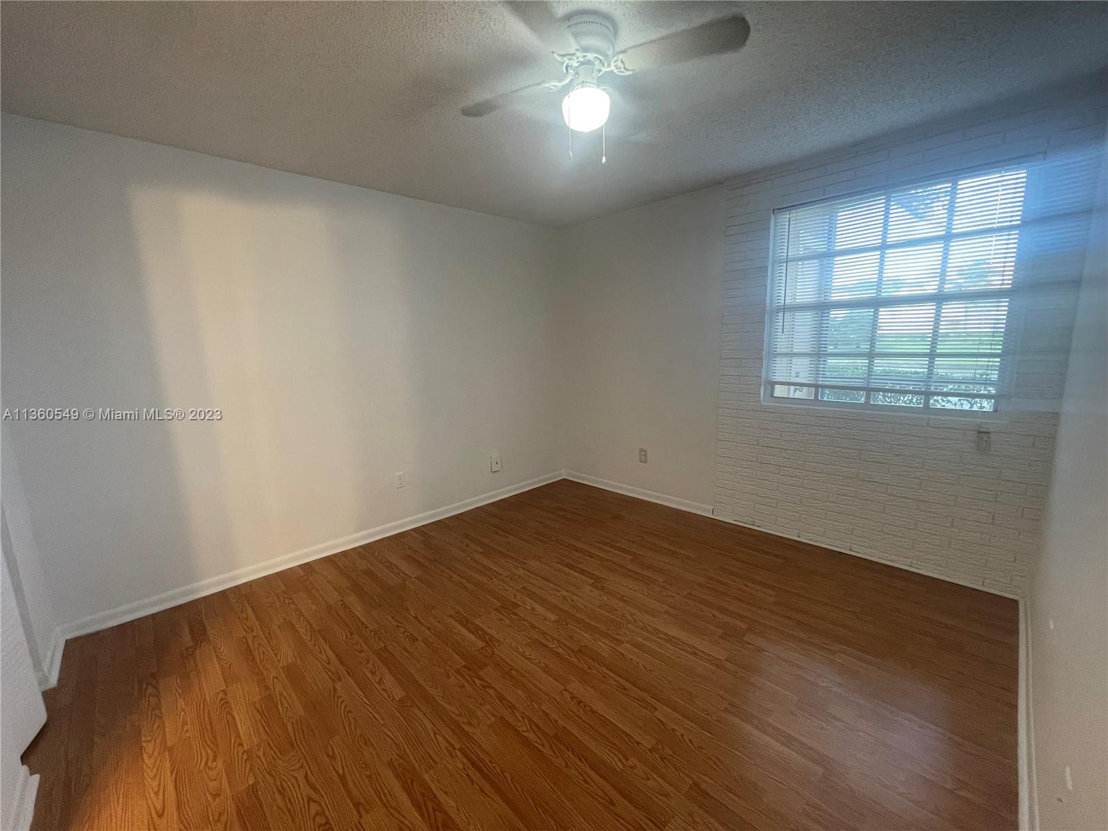 ROYAL POINCIANA CONDO - Residential Lease