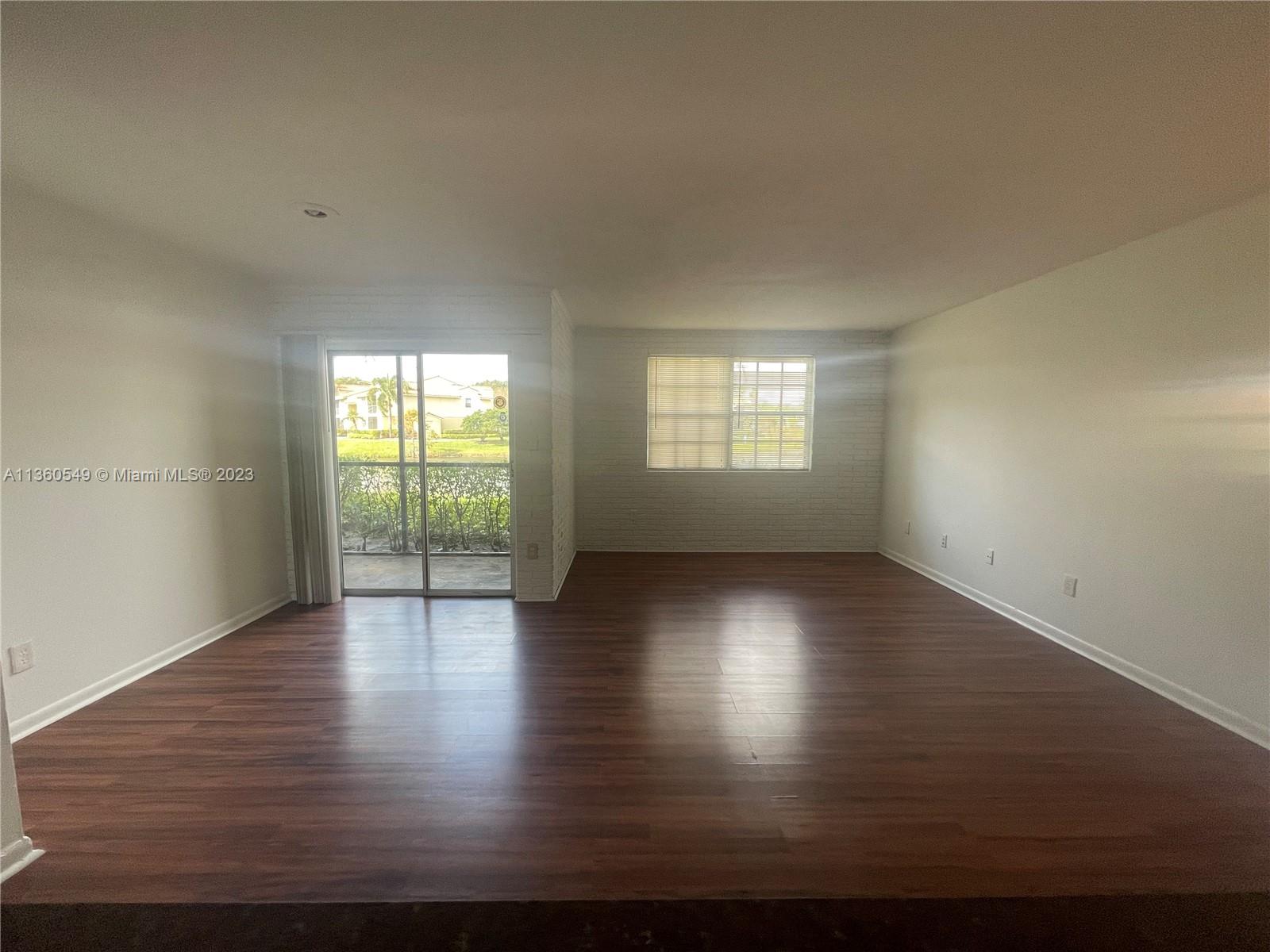 ROYAL POINCIANA CONDO - Residential Lease