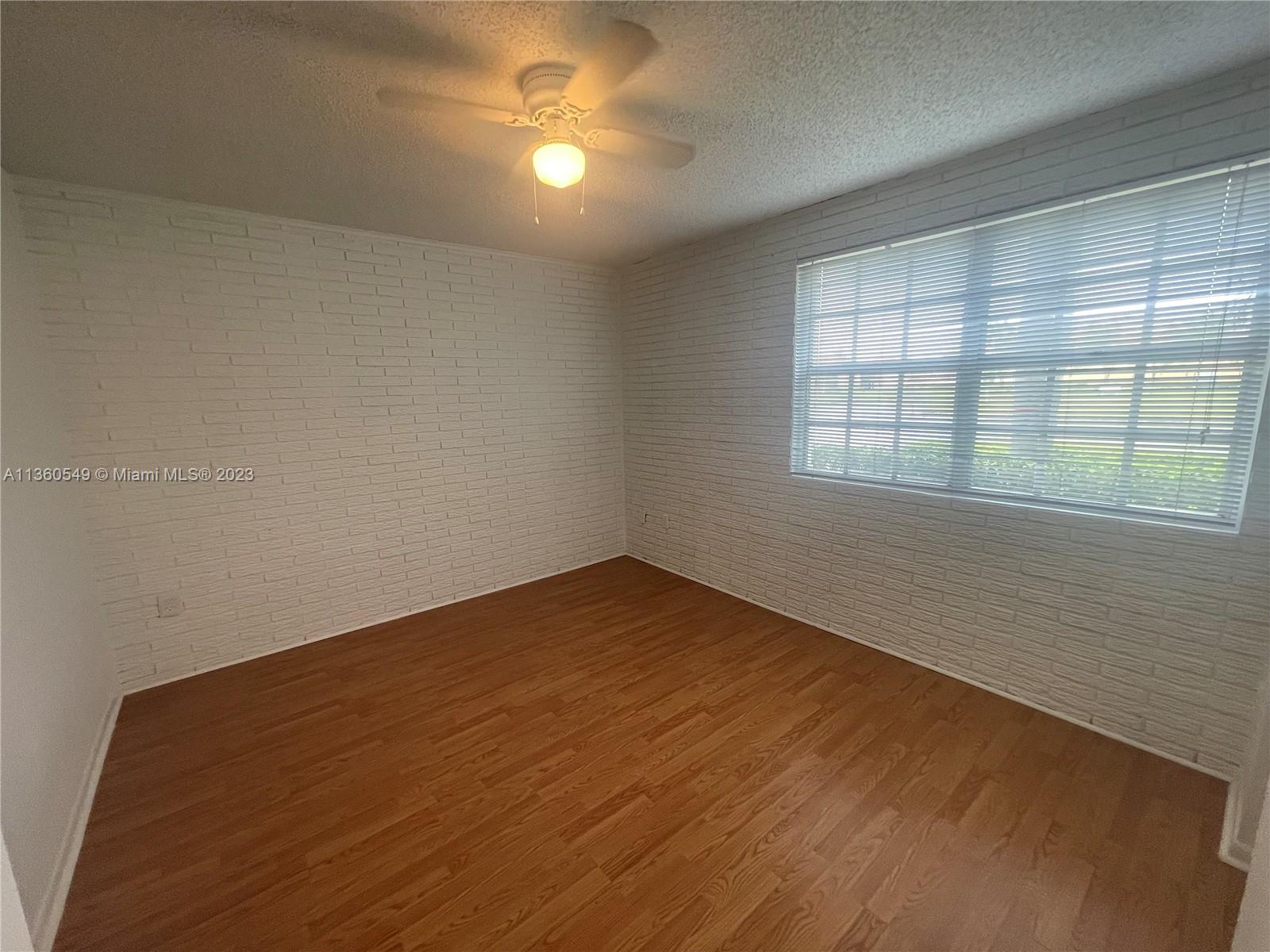 ROYAL POINCIANA CONDO - Residential Lease