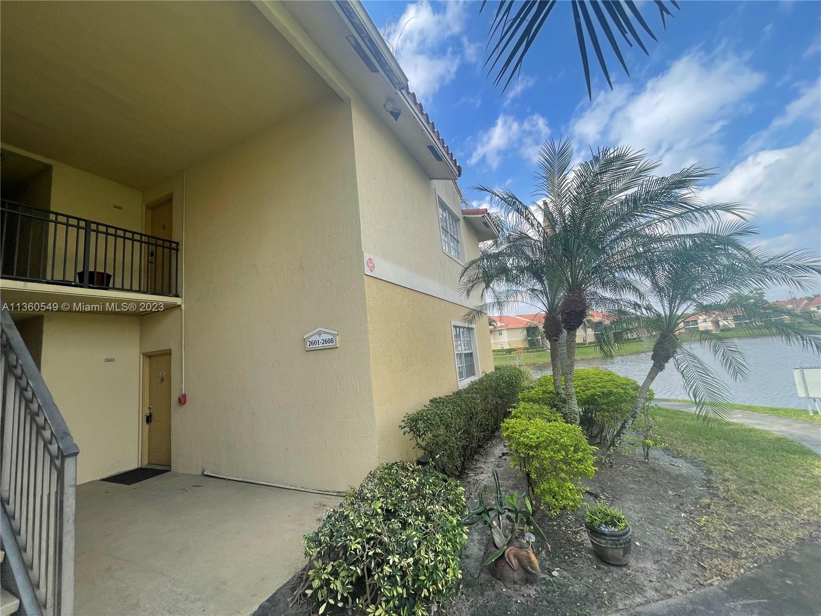 ROYAL POINCIANA CONDO - Residential Lease