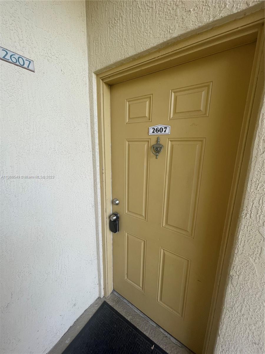 ROYAL POINCIANA CONDO - Residential Lease
