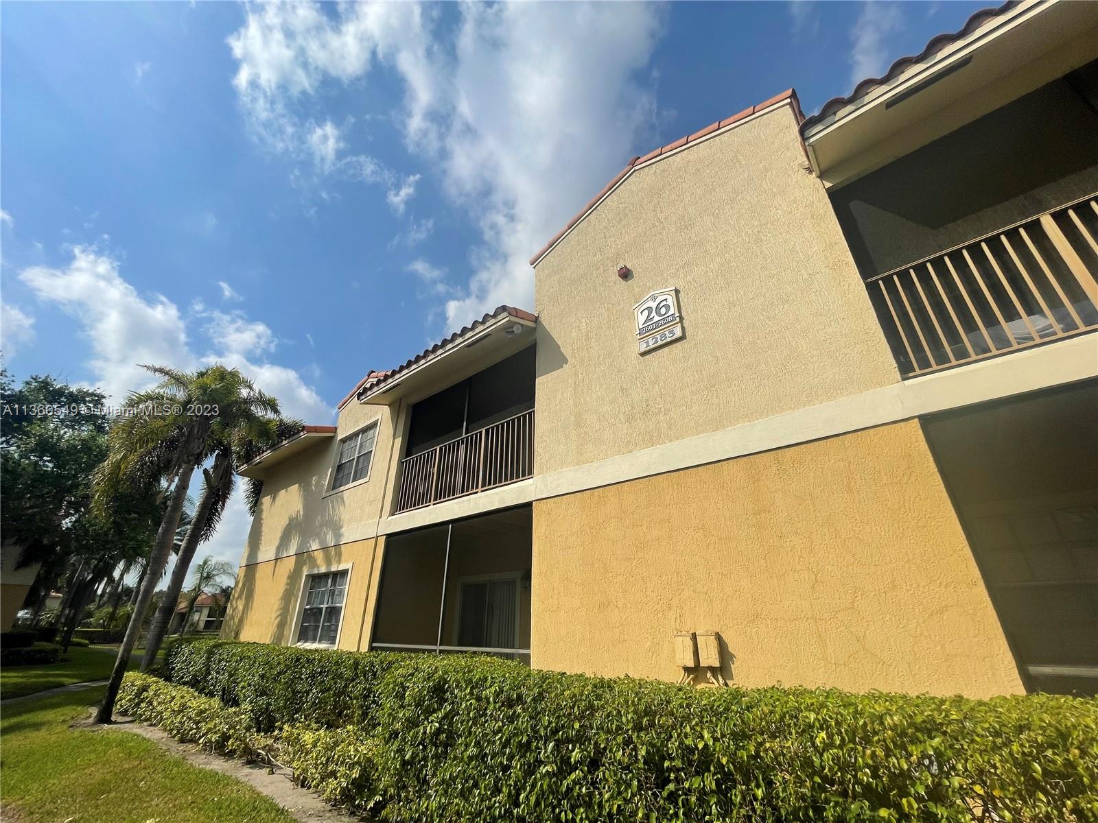 ROYAL POINCIANA CONDO - Residential Lease
