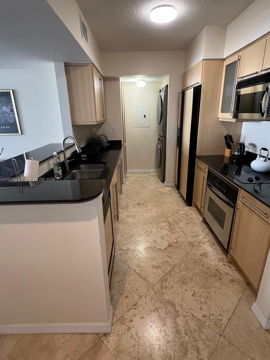 2080 OCEAN DRIVE CONDO - Residential