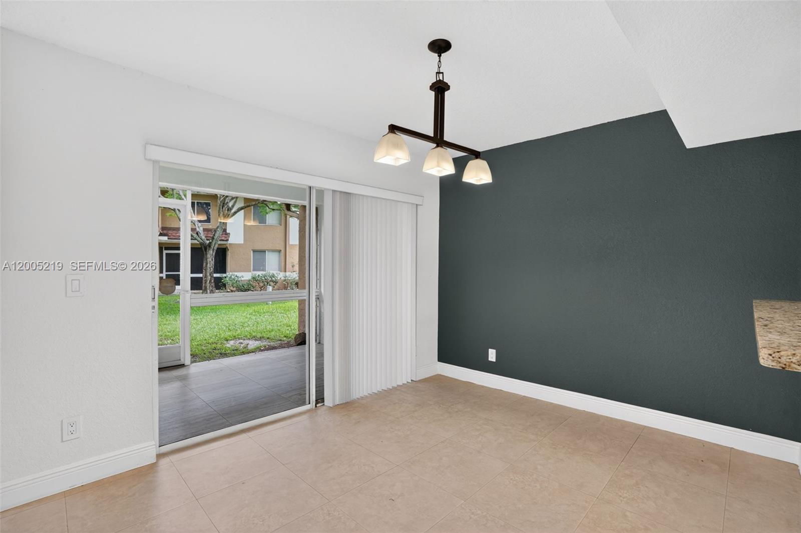 COLONNADES CONDO - Residential