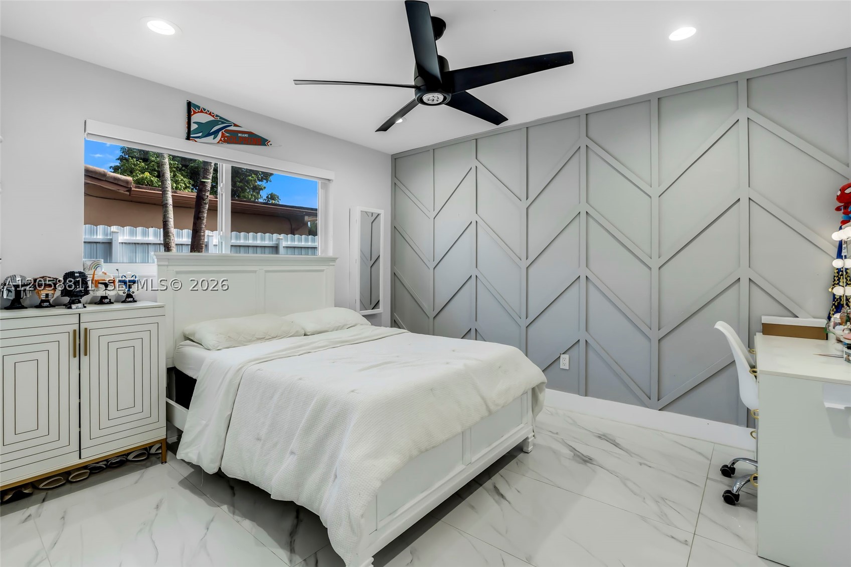 PEMBROKE LAKES SEC 1 - Residential