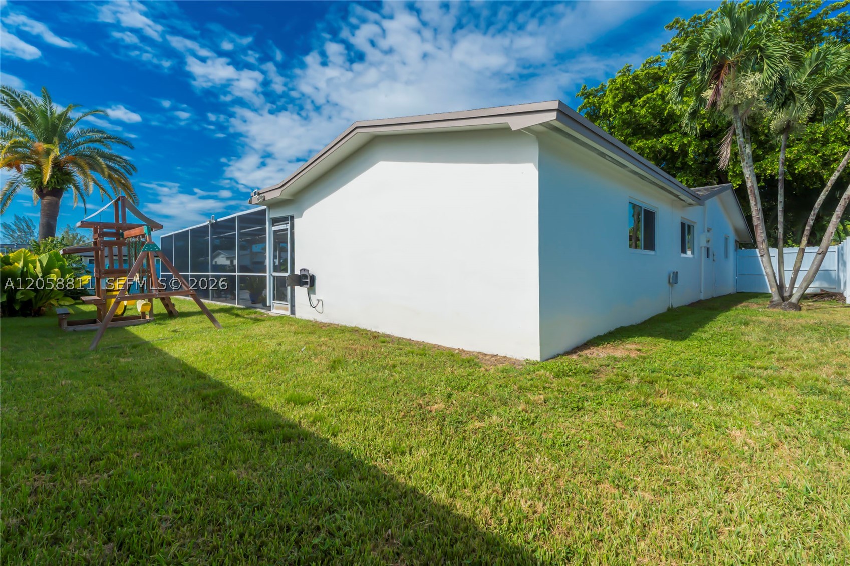 PEMBROKE LAKES SEC 1 - Residential