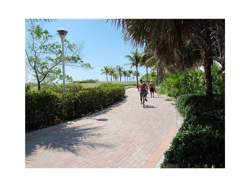 THE DECOPLAGE CONDO - Residential Lease