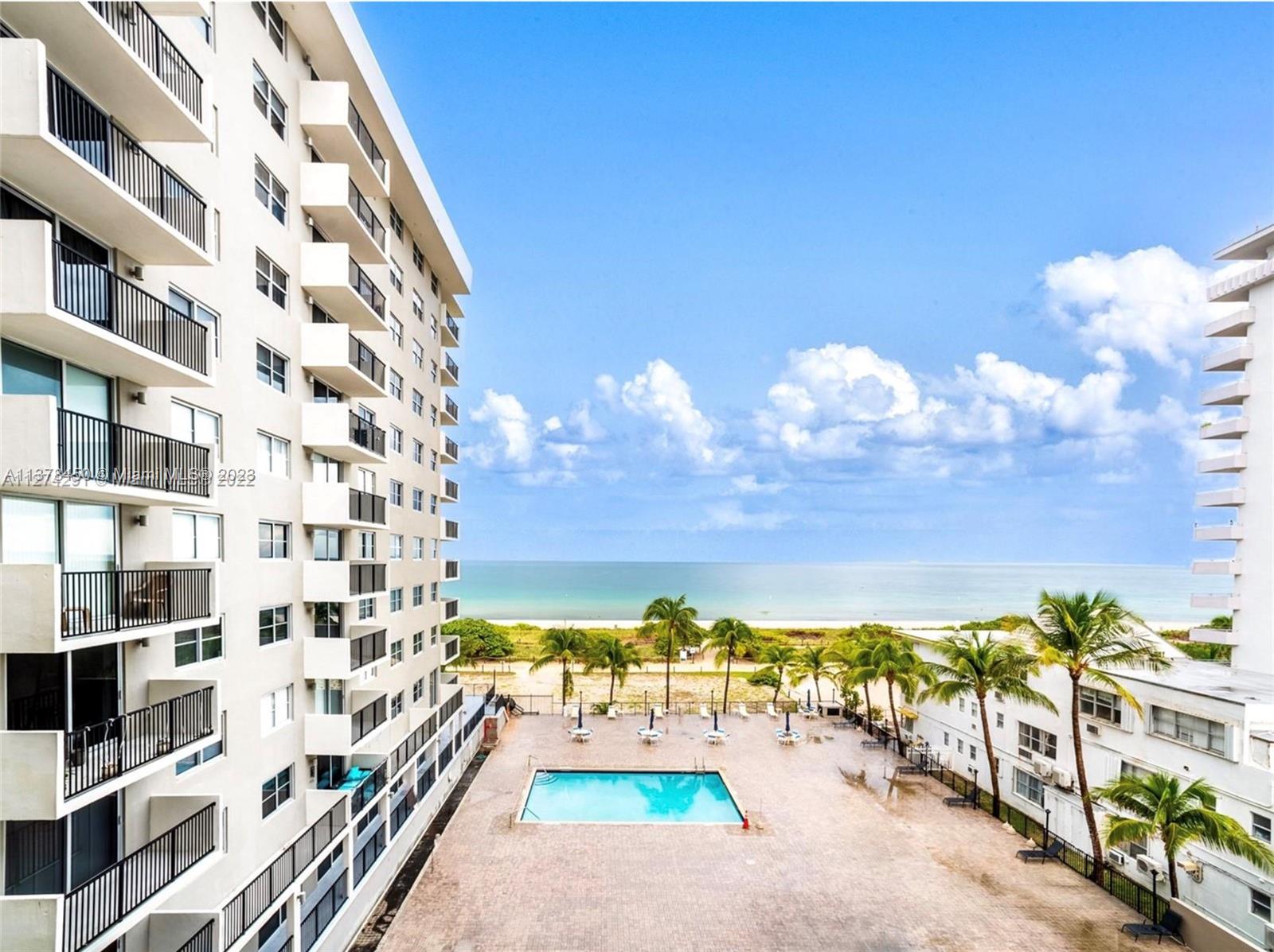 MANATEE CONDO - Residential Lease