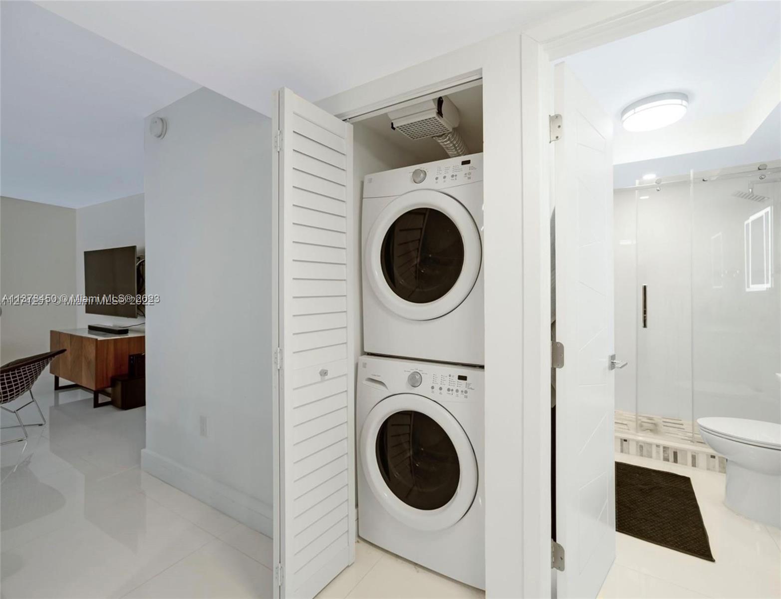 MANATEE CONDO - Residential Lease
