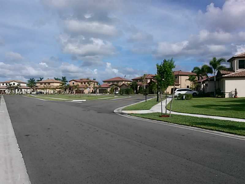 BAYWINDS OF DOMINICA AND - Residential