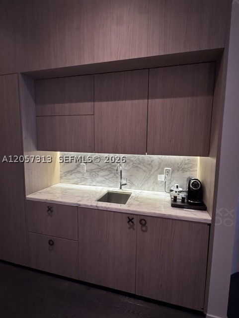 801 SMA DESIGNER SUITES C - Residential