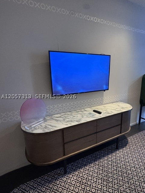 801 SMA DESIGNER SUITES C - Residential