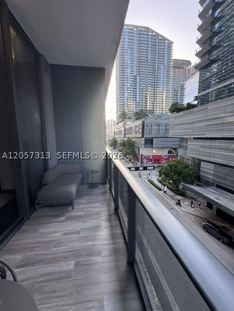 801 SMA DESIGNER SUITES C - Residential