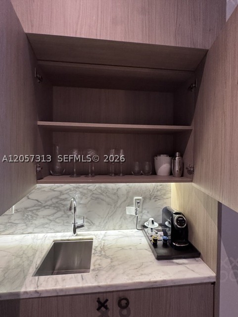 801 SMA DESIGNER SUITES C - Residential