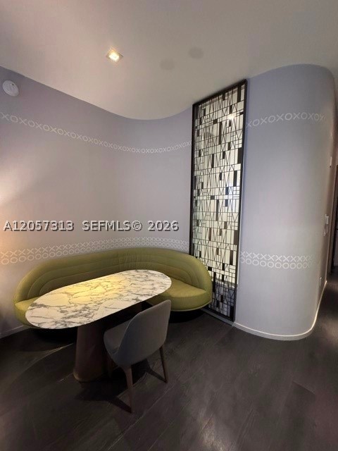 801 SMA DESIGNER SUITES C - Residential