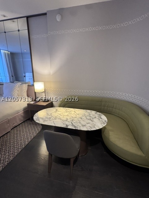 801 SMA DESIGNER SUITES C - Residential