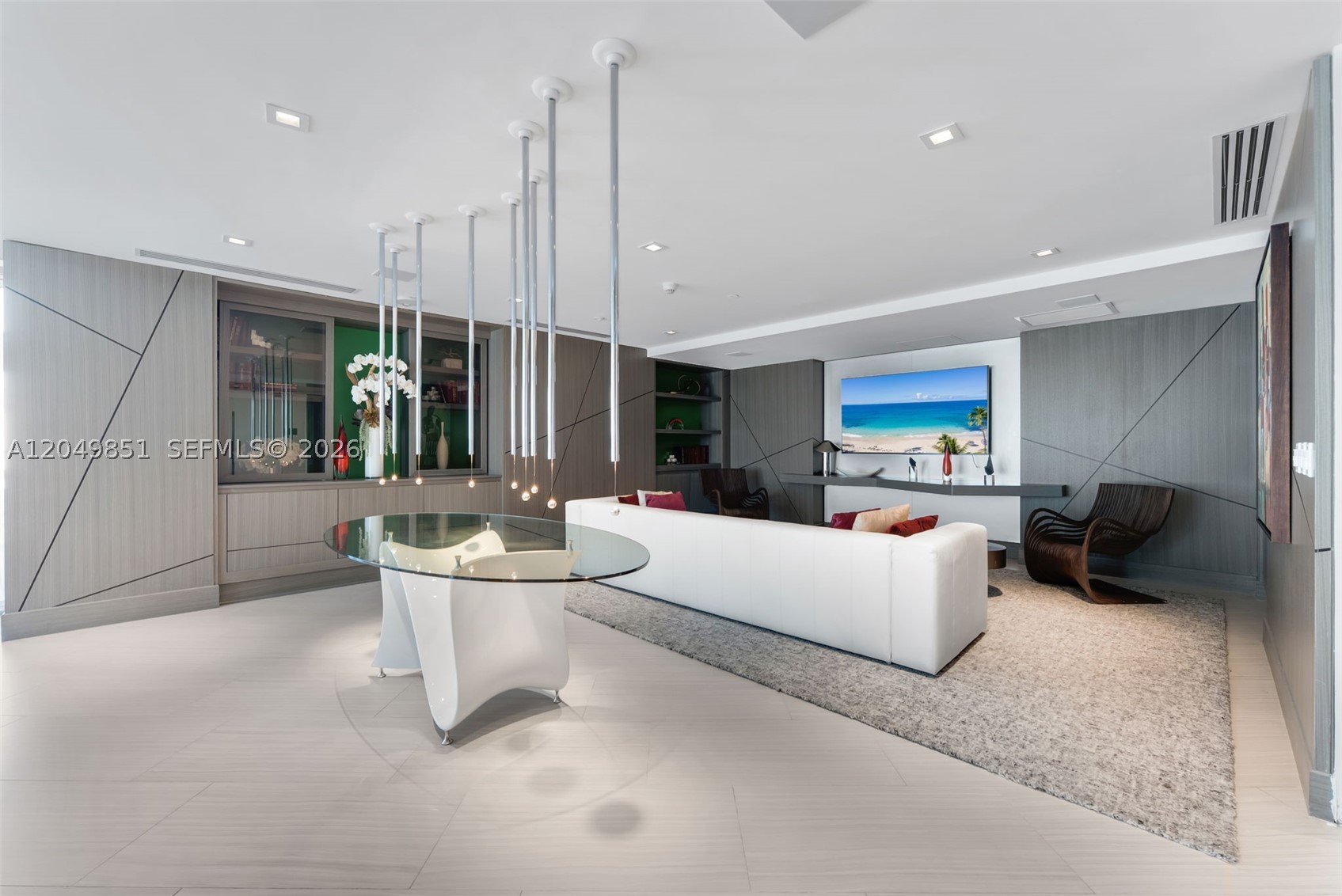 PARQUE TOWERS CONDO - Residential