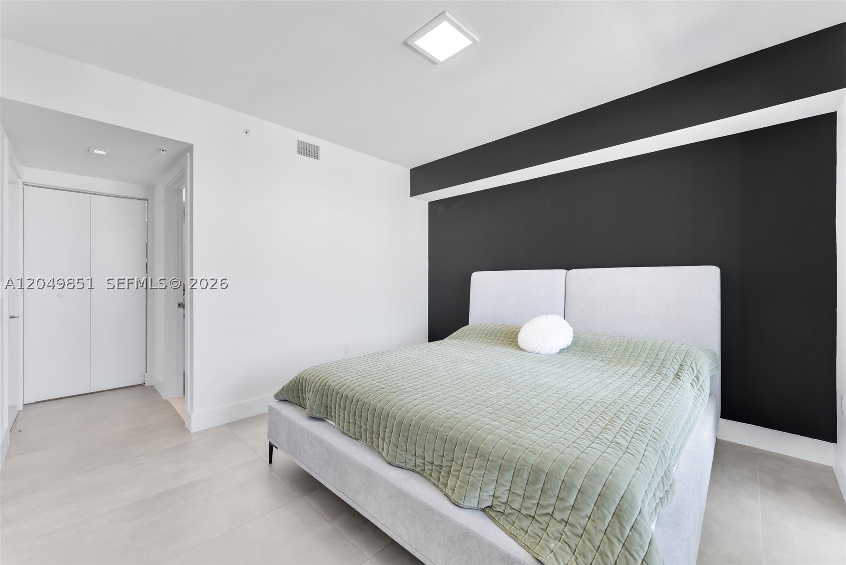PARQUE TOWERS CONDO - Residential