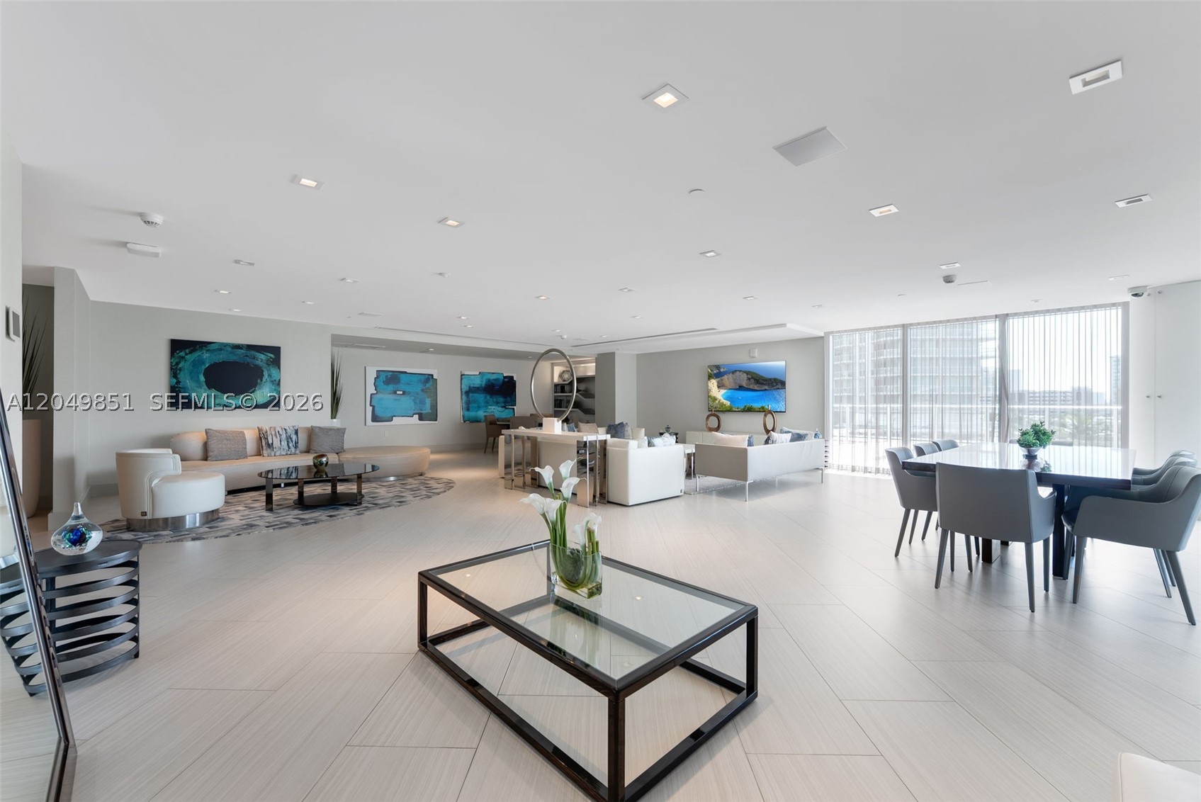 PARQUE TOWERS CONDO - Residential
