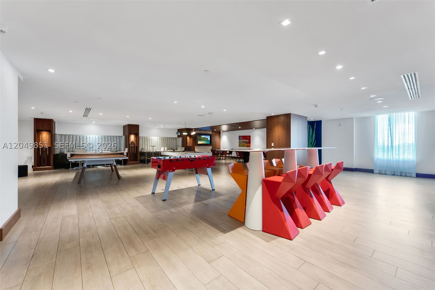 PARQUE TOWERS CONDO - Residential