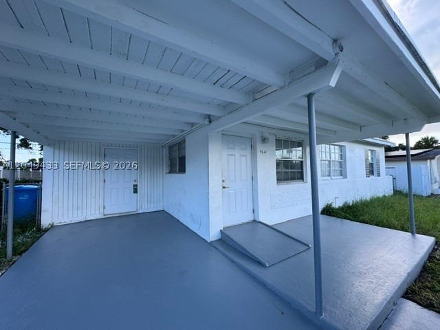 Great opportunity in West Park! This property offers excellent potential for homeowners or investors looking to customize and add value. Conveniently located near major highways, shopping, dining, schools, and entertainment, with easy access to Hollywood, Miami Gardens, and surrounding areas. Situated on a well-positioned lot in an established neighborhood. Don’t miss this opportunity to own a property in a desirable and centrally located area of Broward County. Schedule your showing today!