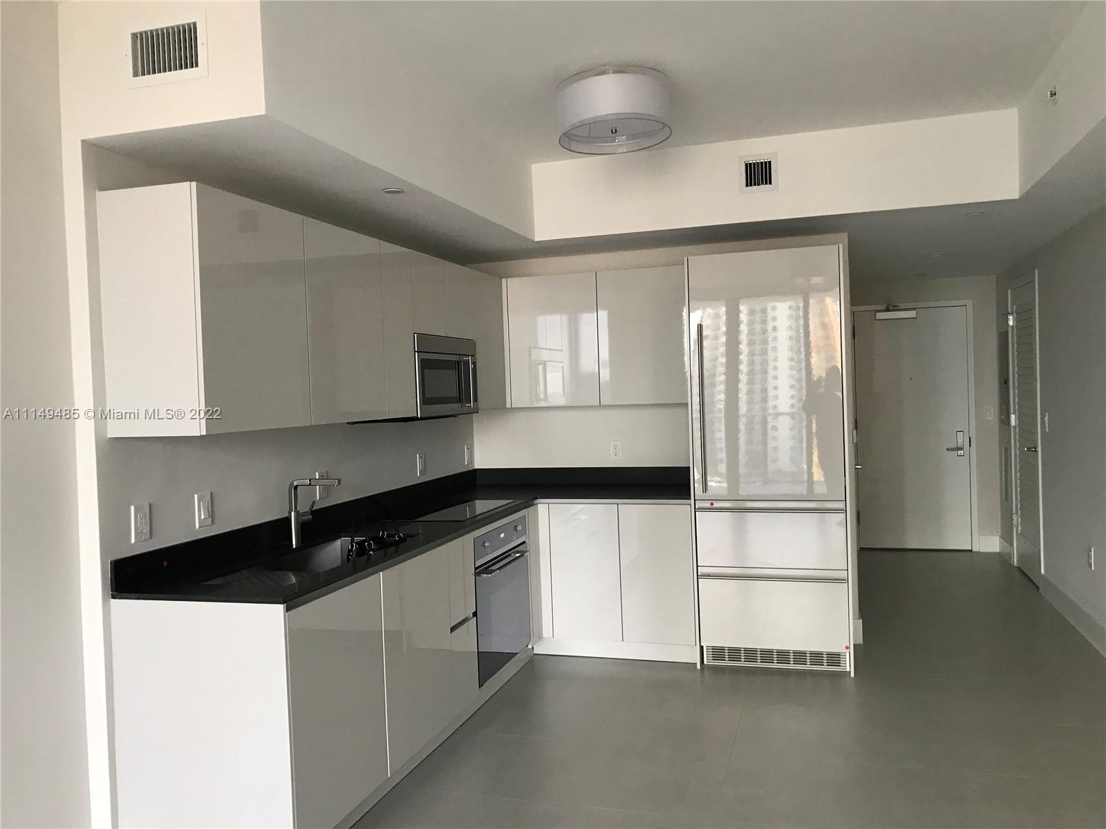 1010 BRICKELL - Residential Lease