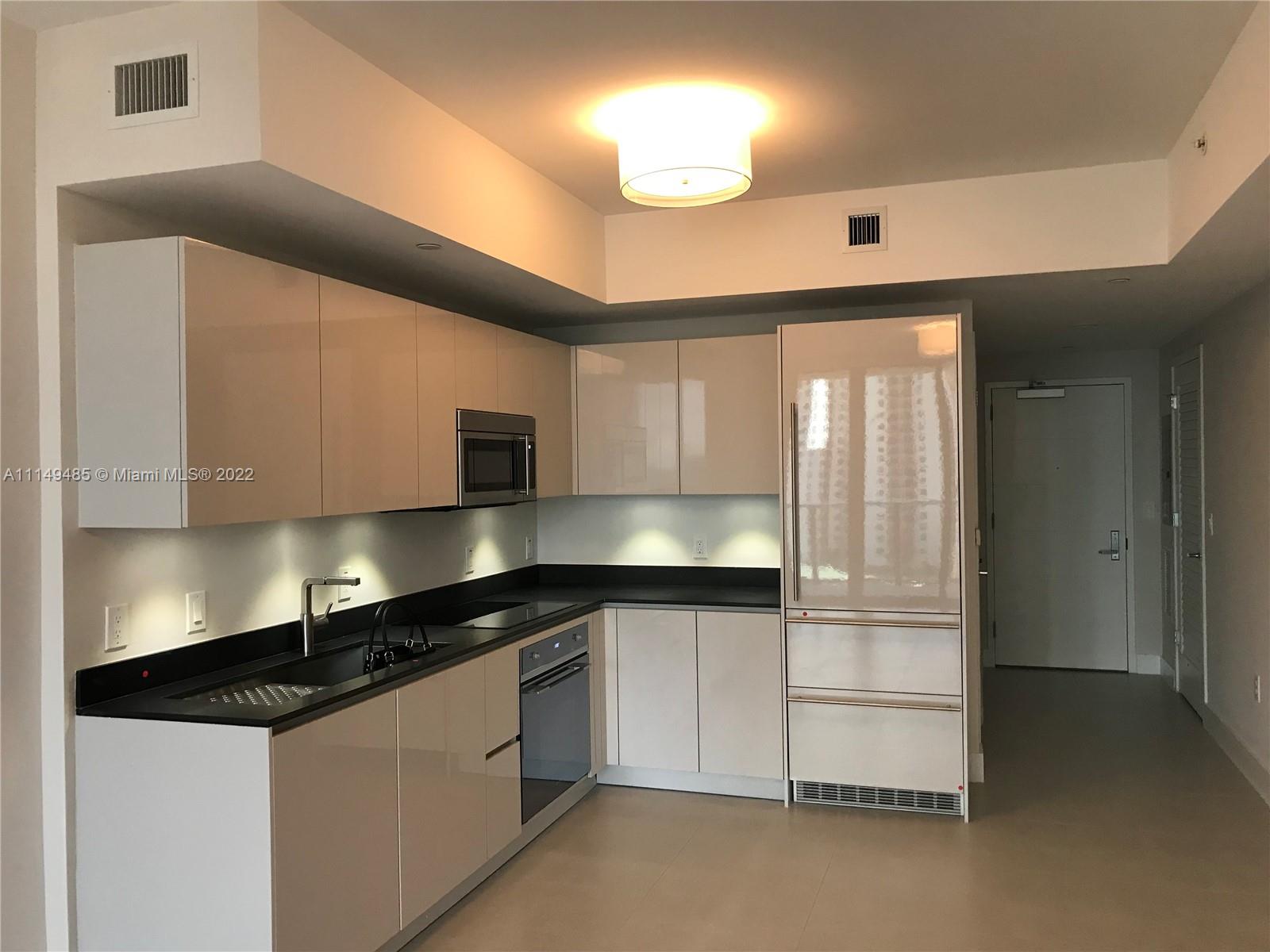 1010 BRICKELL - Residential Lease