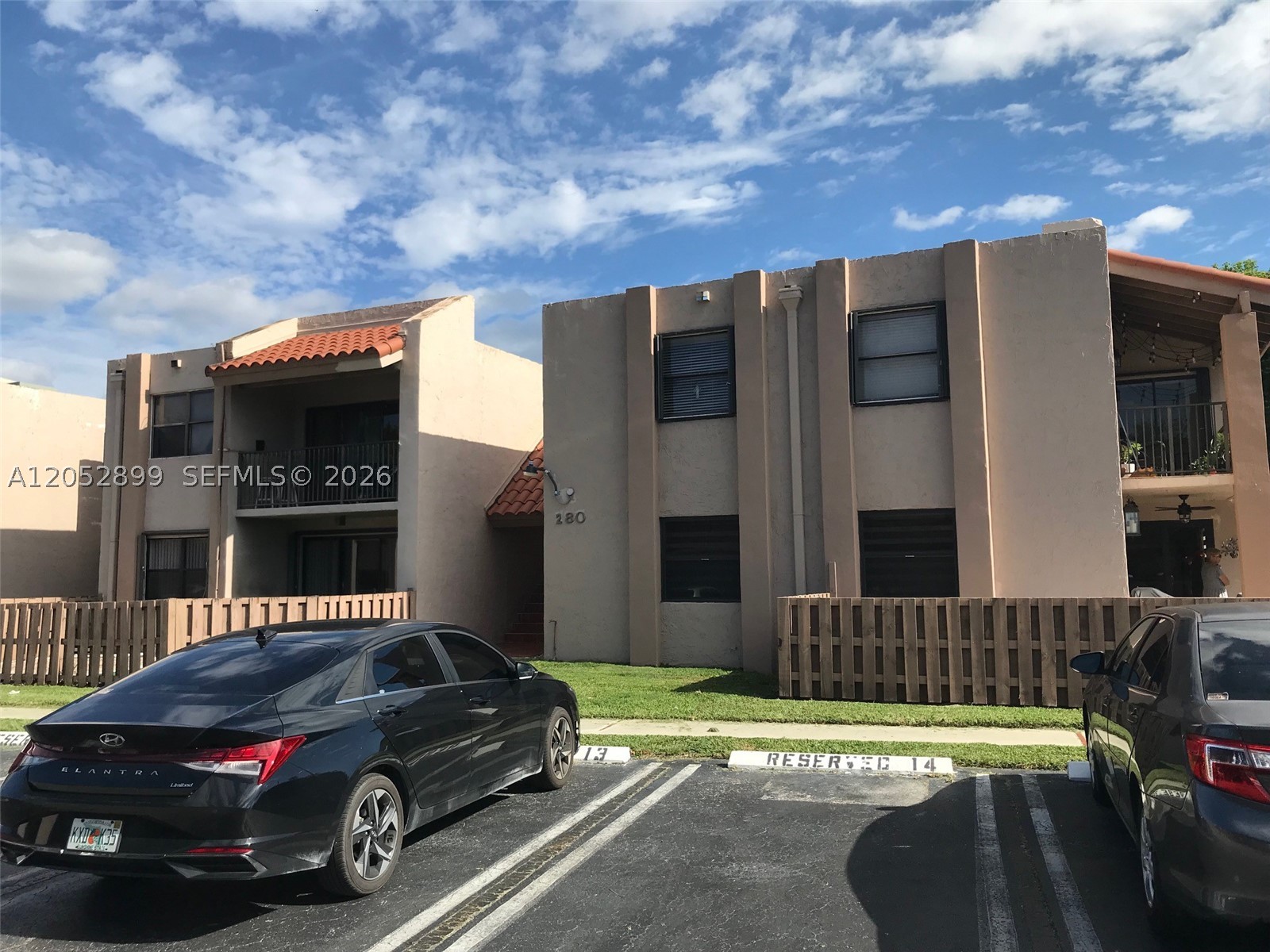 PARK LAKE VILG CONDO PHS - Residential Lease