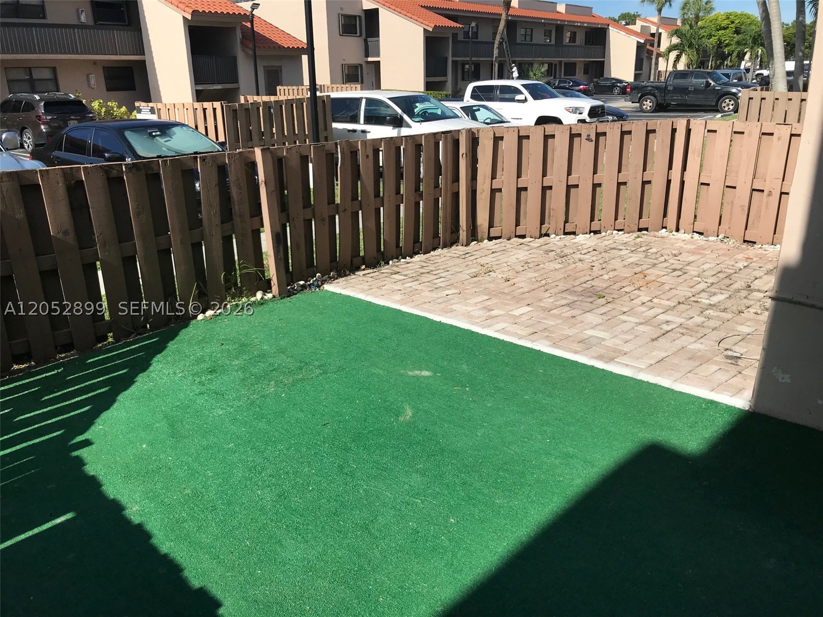 PARK LAKE VILG CONDO PHS - Residential Lease