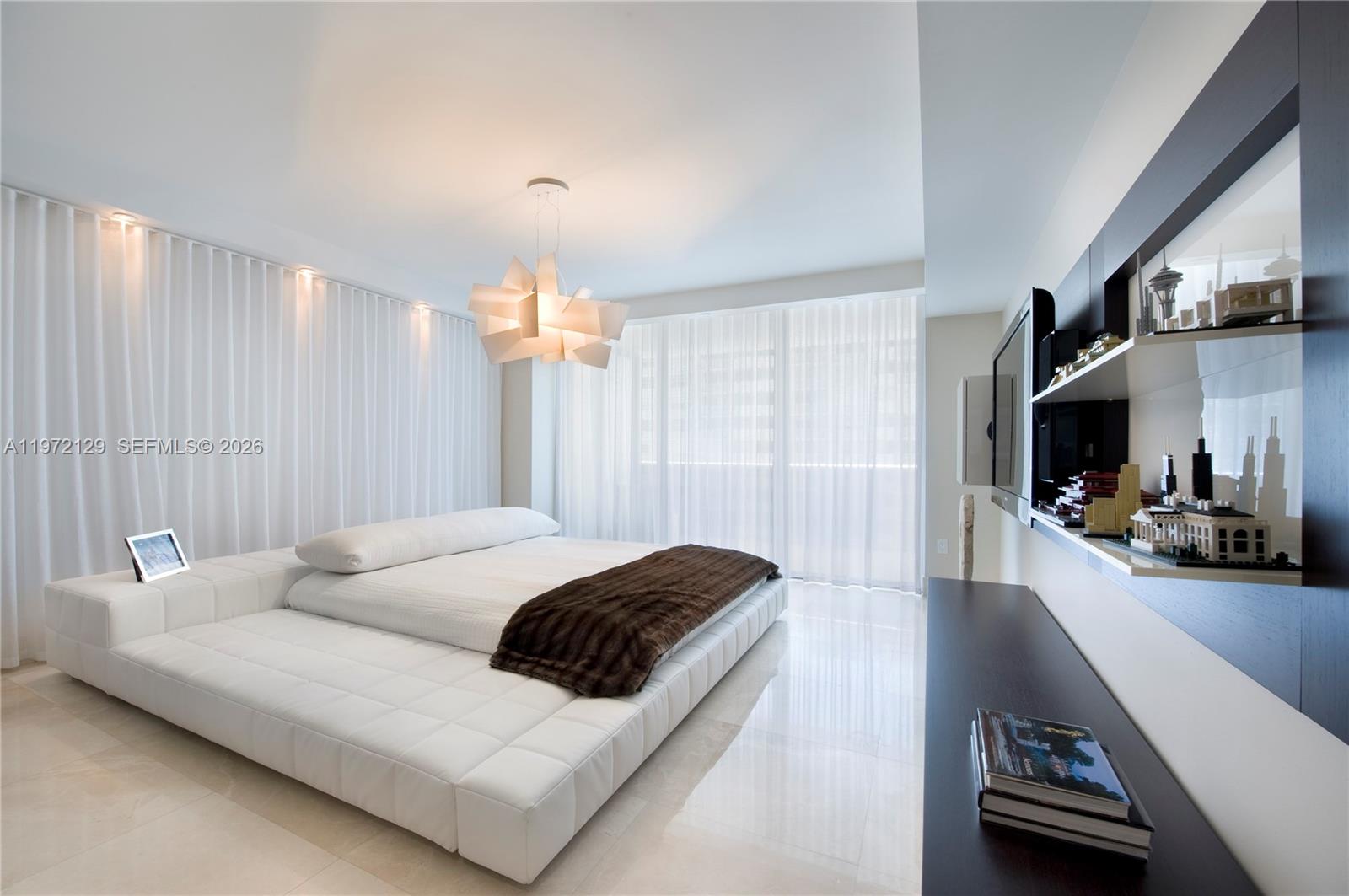MEI CONDO - Residential