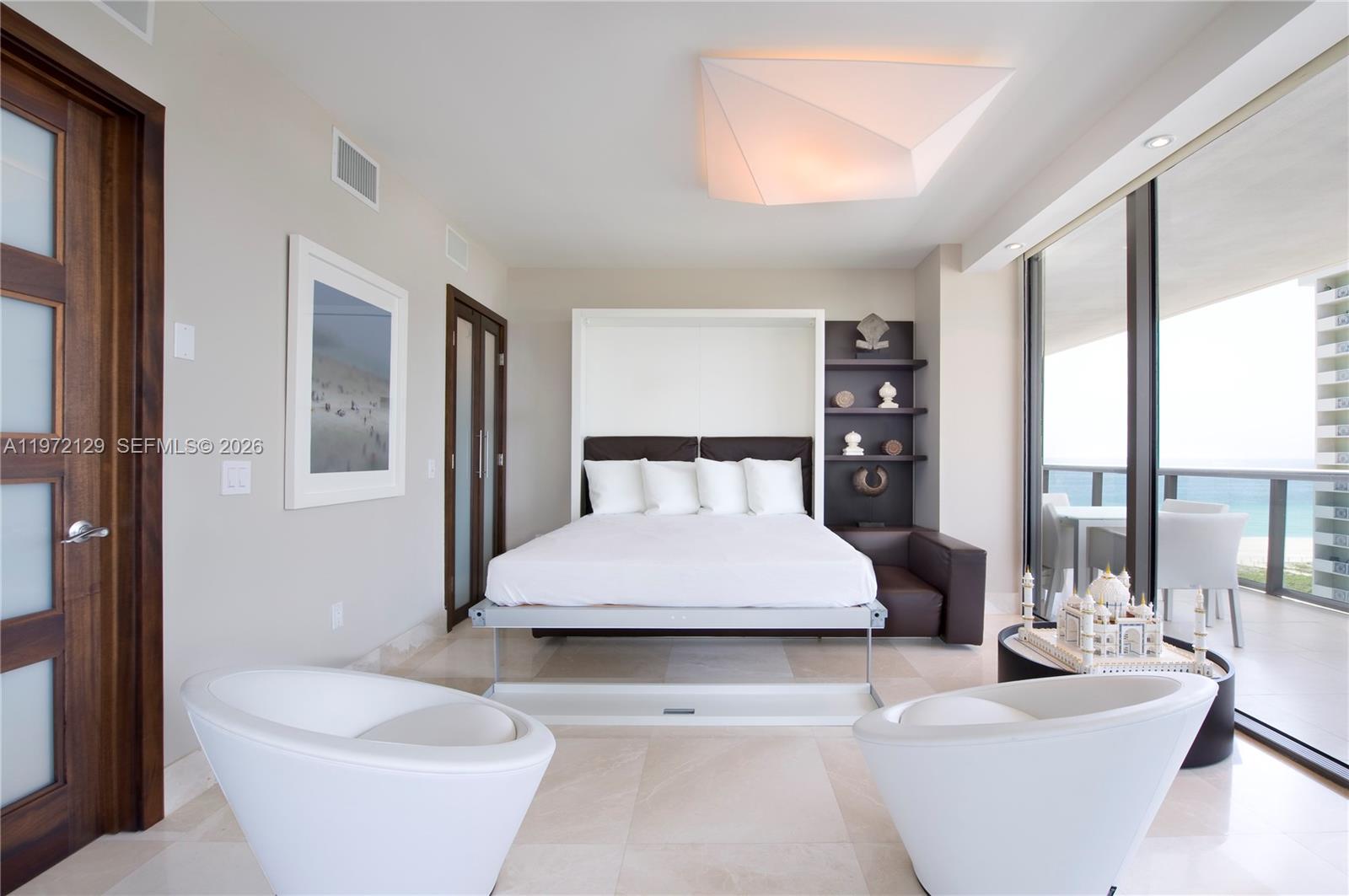 MEI CONDO - Residential