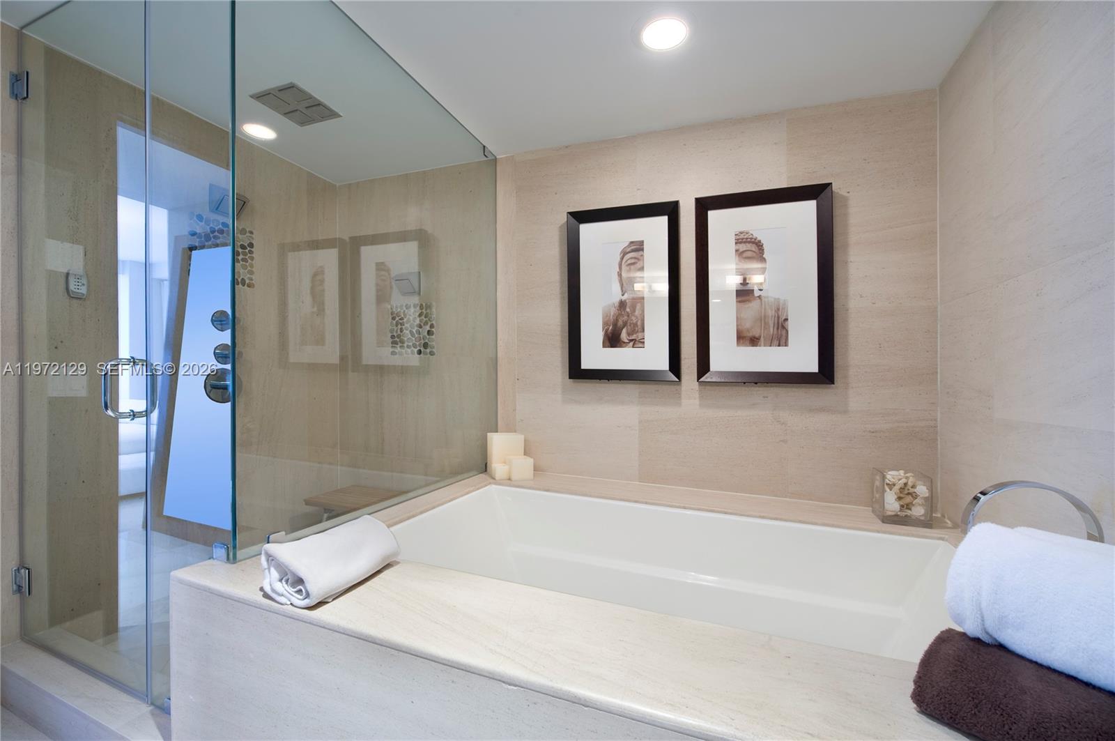 MEI CONDO - Residential