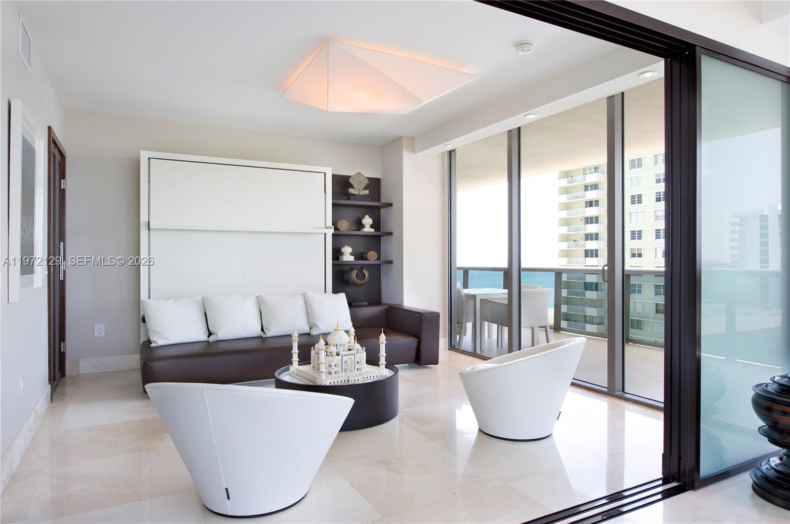 MEI CONDO - Residential