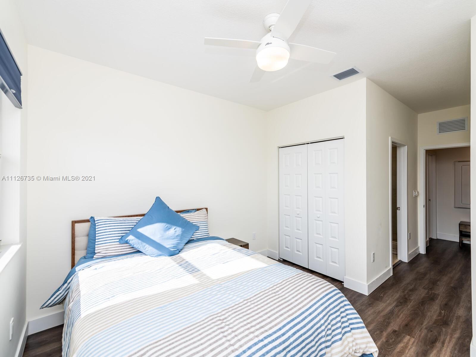 DUNNWOODY LAKE - Residential