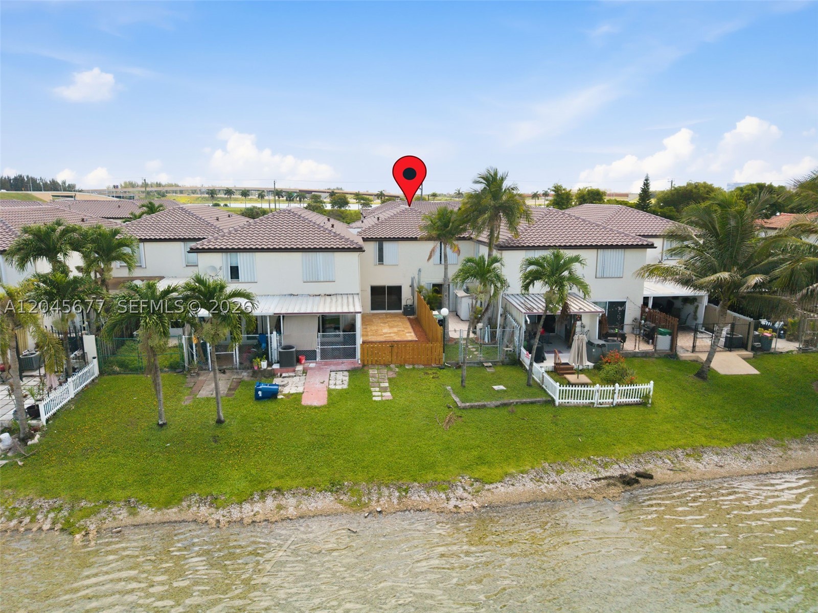 MARINA REAL CONDO NO 3 - Residential