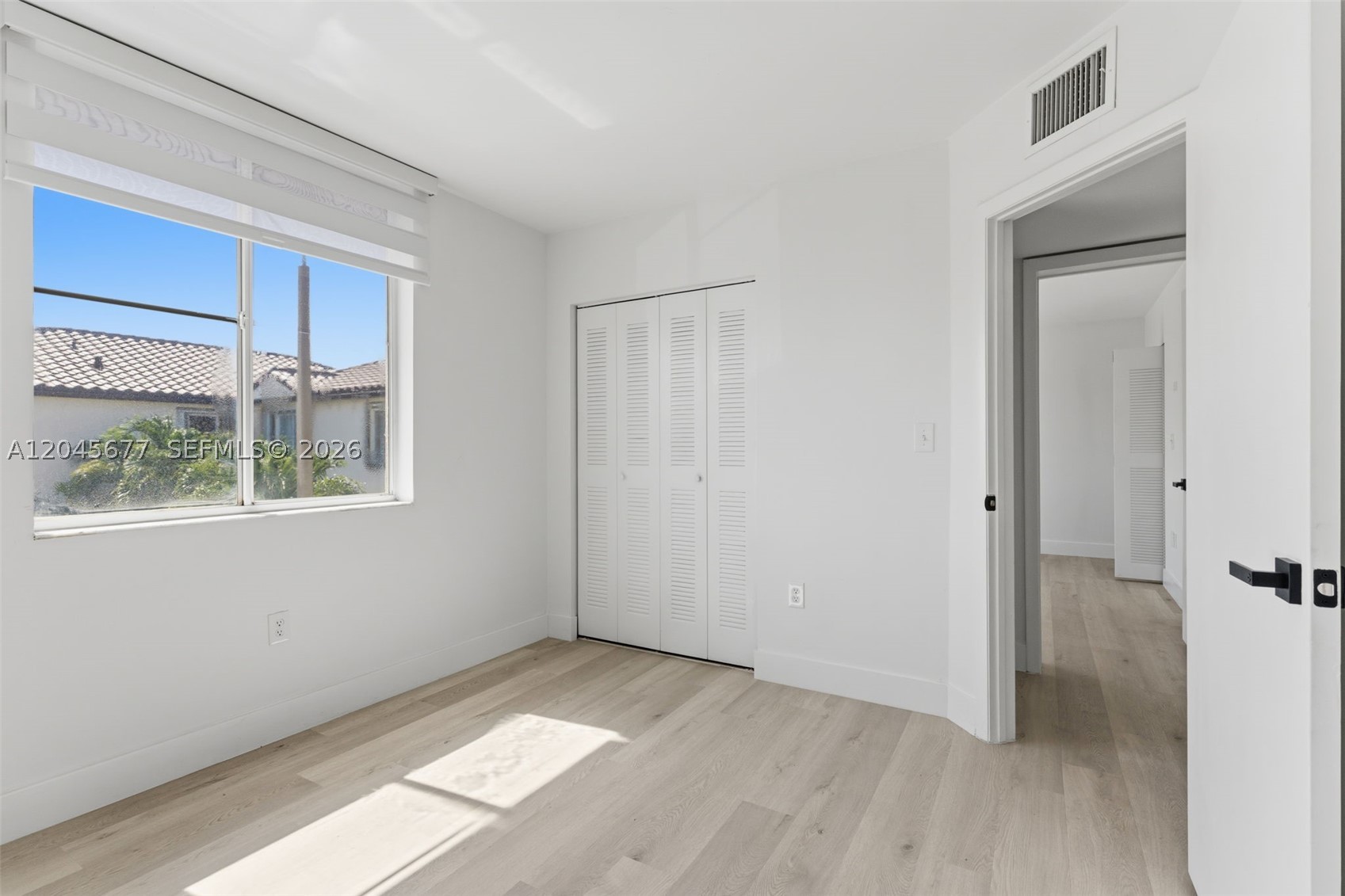 MARINA REAL CONDO NO 3 - Residential