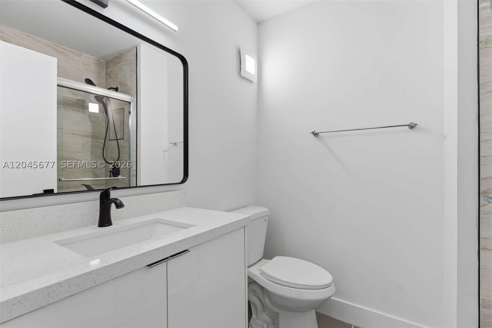 MARINA REAL CONDO NO 3 - Residential