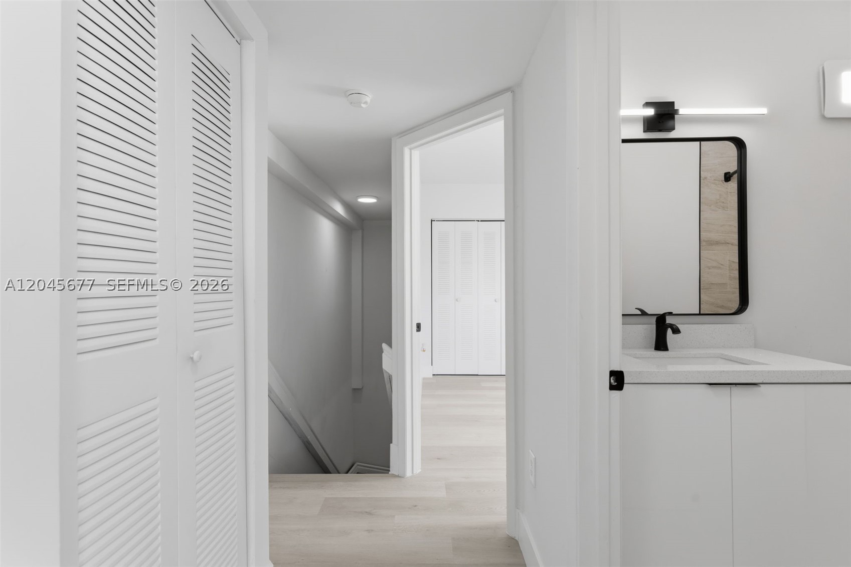 MARINA REAL CONDO NO 3 - Residential