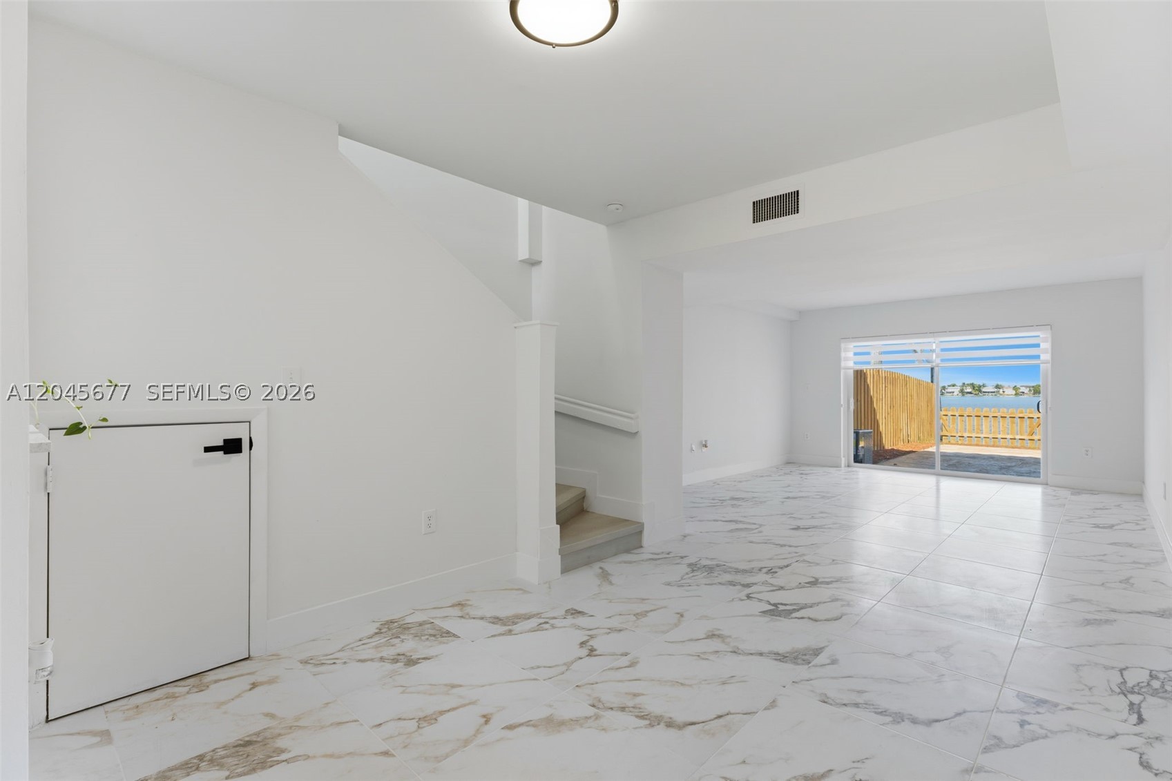 MARINA REAL CONDO NO 3 - Residential