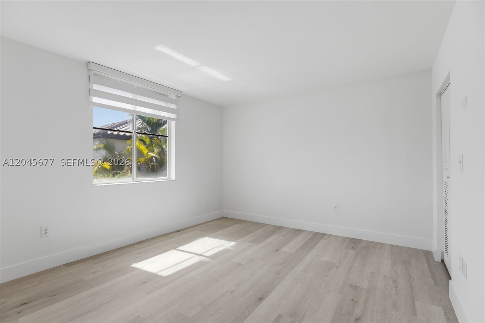 MARINA REAL CONDO NO 3 - Residential