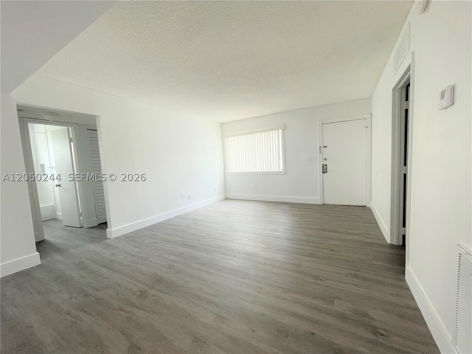 HORIZONS WEST CONDO #4 - Residential Lease