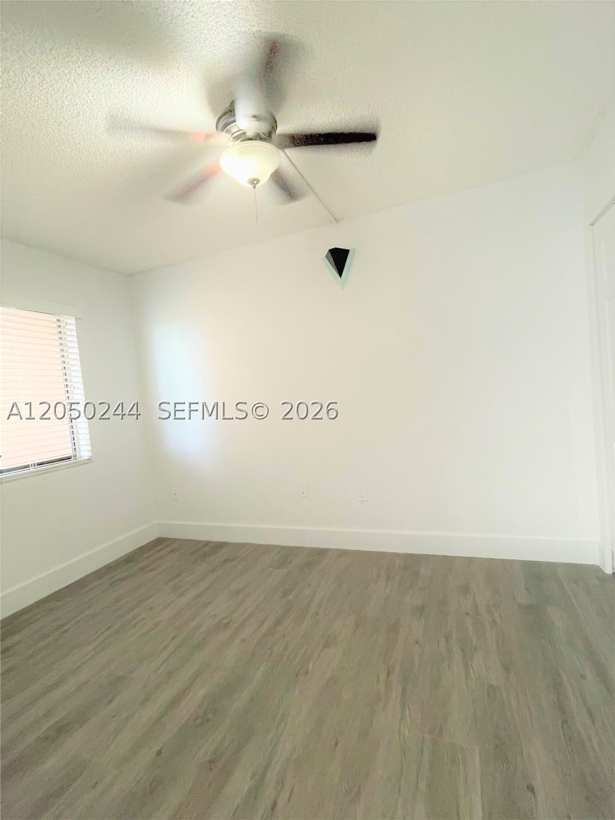 HORIZONS WEST CONDO #4 - Residential Lease